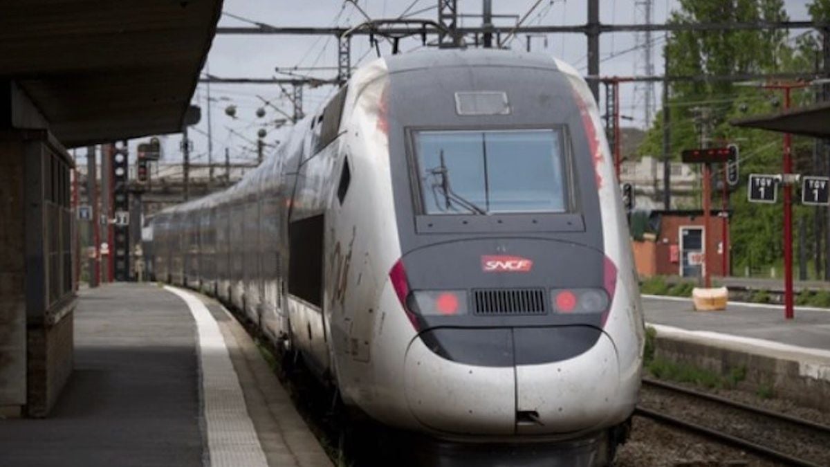 Le conducteur du TGV oublie de s'arrêter en gare, 80 passagers restent à quai