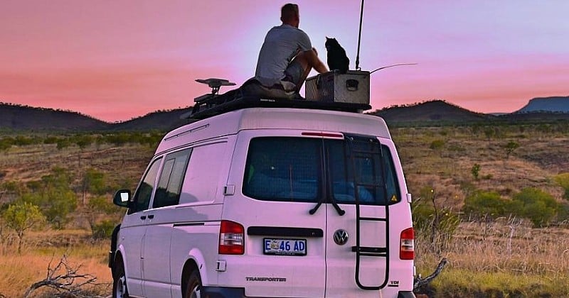 Australie : il plaque tout et achète un van pour faire le tour du pays avec son chat