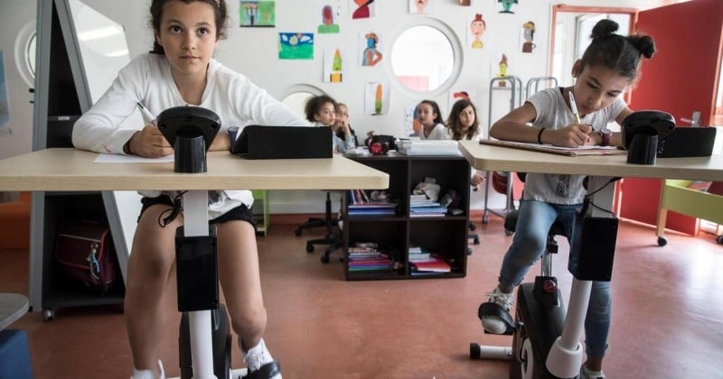 Faire du vélo en classe, l'idée de cette école pour canaliser l'énergie des élèves