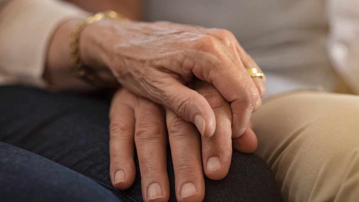Mariés depuis 74 ans, ces amoureux âgés de 99 et 100 ans s'aiment comme au premier jour 