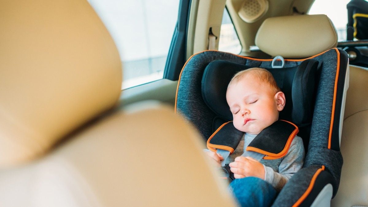 Oublié dans une voiture, un bébé âgé de 1 an meurt de chaud, son père est incarcéré