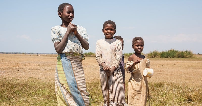 Au Malawi, les familles envoient leurs jeunes filles dans des « camps d'initiation sexuelle » pour y apprendre les «choses de la vie»