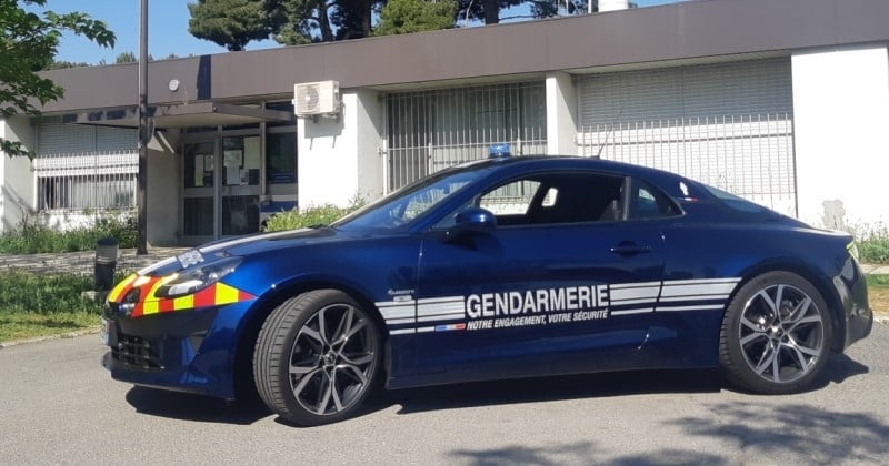 Flashé à 270 km/h, il est pris en chasse par les gendarmes... et les sème sur l'autoroute