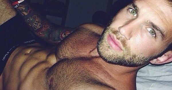 Voici une sélection de 20 hommes très sexy à suivre sur Instagram de toute urgence !