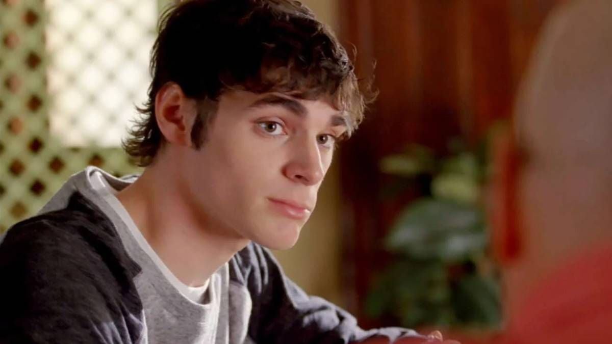 L'interprète de Walter White Jr. dans « Breaking Bad » cash sur son salaire surprenant dans la série   