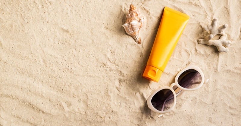 Ces destinations interdisent des crèmes solaires sur les plages sous peine d'amende