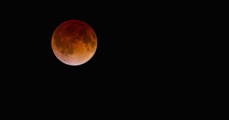 Une Lune rouge, à l'occasion d'une éclipse totale, sera visible dans la nuit du 20 au 21 janvier