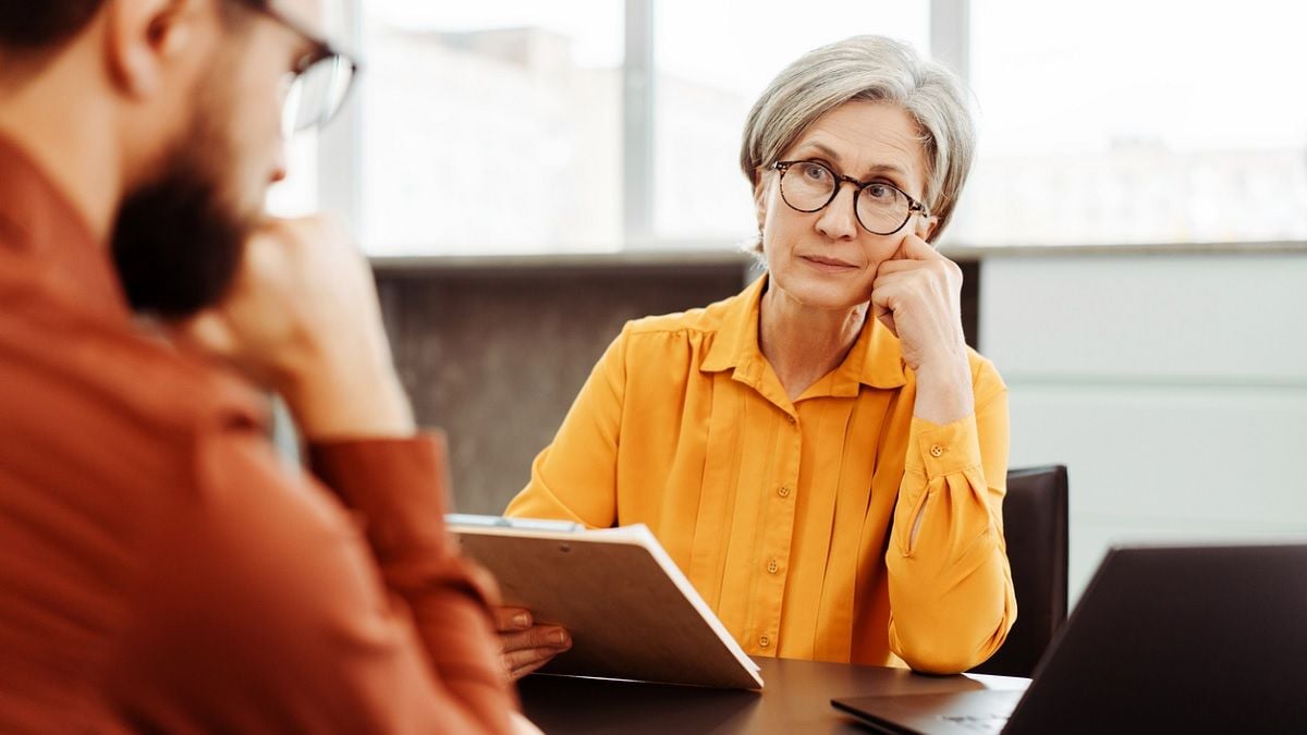 Voici la couleur à ne surtout pas porter pour un entretien d'embauche, les recruteurs la détestent