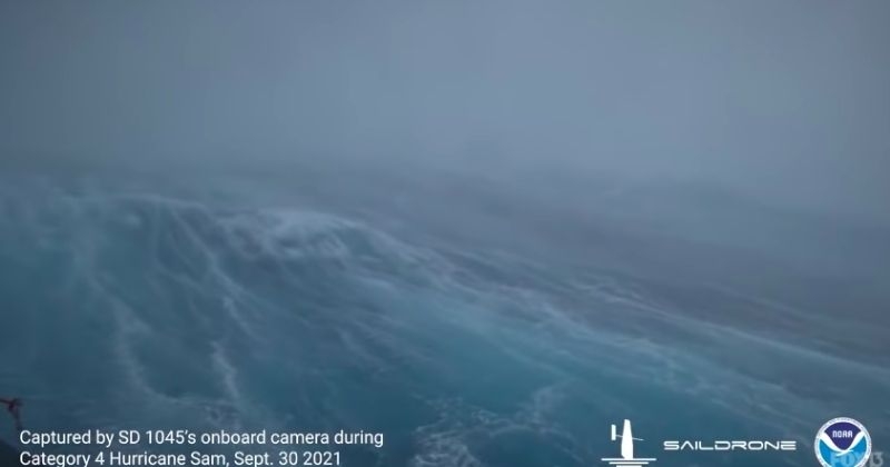 Images extraordinaires d'un drone filmant l'œil d'un ouragan, du jamais vu