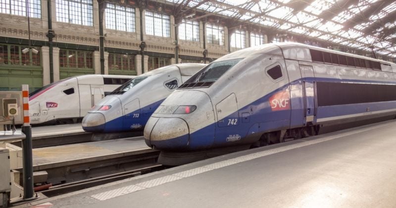 Excédé, il décide d'ouvrir un colis suspect dans un TGV, sans attendre les démineurs, car il ne veut pas être en retard	