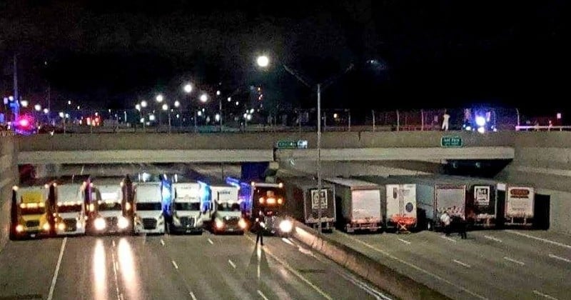 13 camions s'alignent sur l'autoroute pour empêcher un homme de se jeter d'un pont aux États-Unis