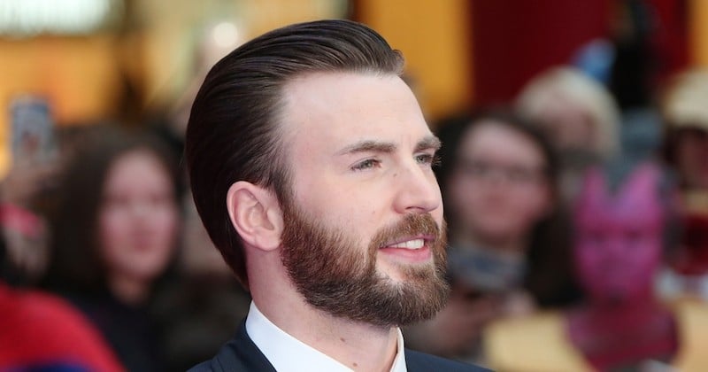 Chris Evans (Captain America) dévoile par erreur un cliché de son sexe sur Instagram