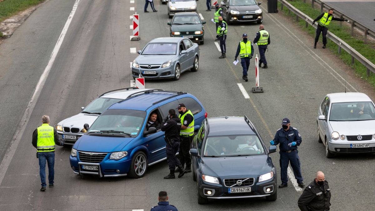 Voici pourquoi 109 automobilistes ont reçu une amende de 135 euros « à la volée » sur l'autoroute A7