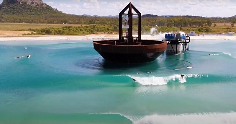 Australie : une énorme machine crée des vagues de 2,5 mètres, pour le plus grand bonheur des surfeurs
