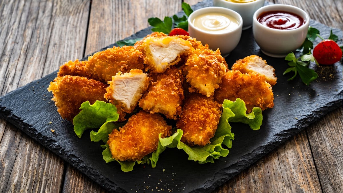 Une recette facile et 100% maison : des tenders de poulet croustillants et moelleux en 2 étapes