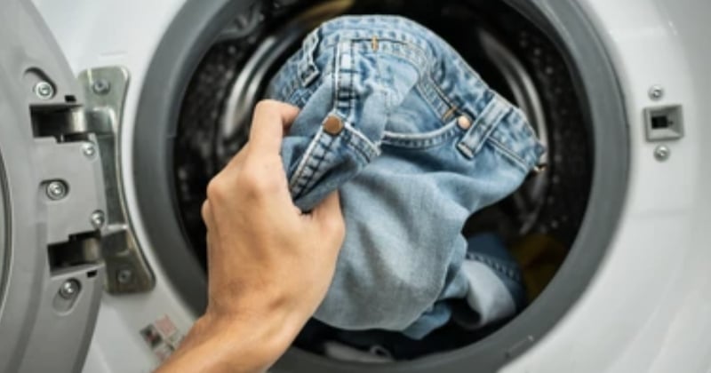 À quelle fréquence faut-il laver ses jeans ? Des experts lèvent le voile 