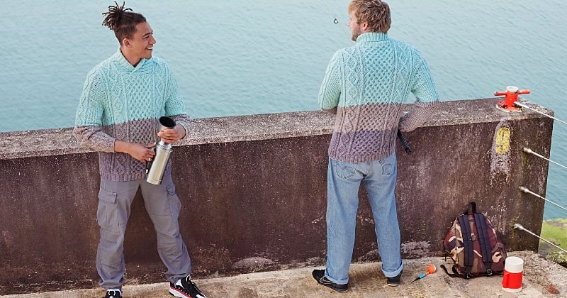 Grâce à ses pulls sur mesure, ce duo d'artistes crée des mises en scènes vraiment bluffantes