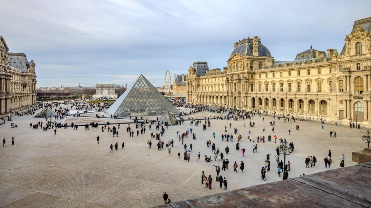 Cambriolage du Louvre : le préjudice est estimé à 88 millions d'euros, selon la conservatrice du musée 