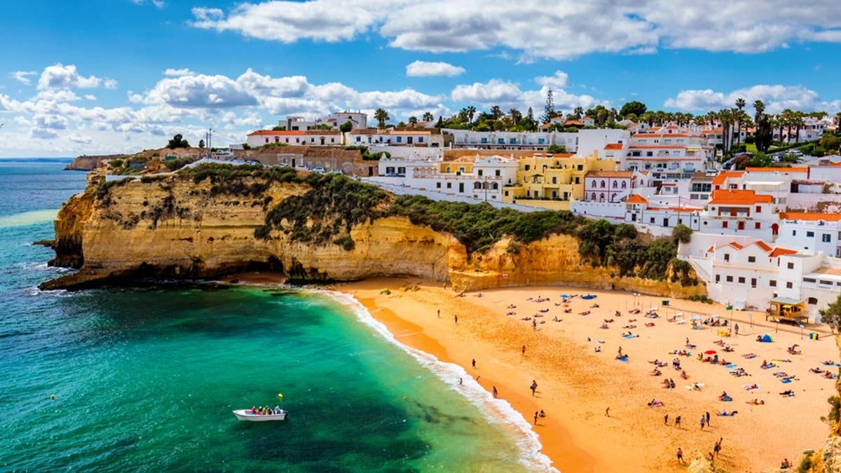 Les 10 plus belles plages à Faro où poser sa serviette