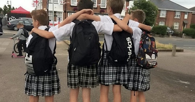 En Angleterre, des élèves viennent en jupe à l'école pour protester contre l'interdiction de porter un short
