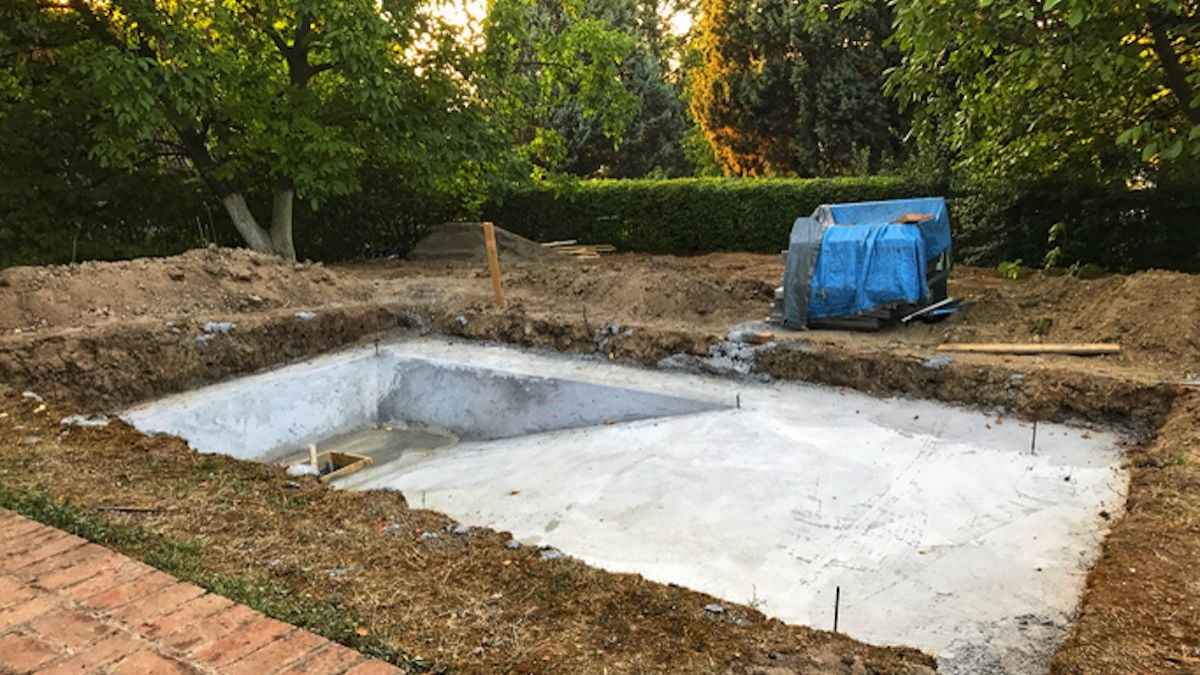 En creusant une piscine dans son jardin, il découvre un trésor d'une valeur de 700 000 euros