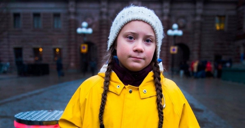 Une jeune écologiste de 16 ans bouscule les dirigeants mondiaux sur la crise climatique à Davos