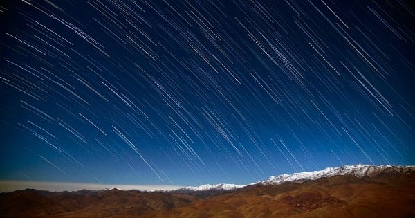 Entre le 5 et le 6 mai, un incroyable phénomène va se produire dans le ciel : ne manquez pas les êta-Aquarides !