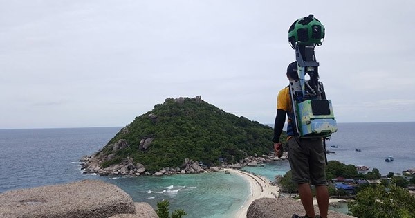 Il a parcouru des milliers de kilomètres à pieds en Thaïlande pour photographier des paysages pour « Google Street View »