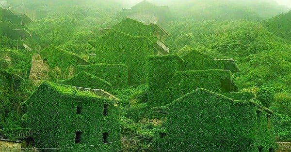 Ces endroits abandonnés semblent provenir d'un autre monde... À la fois fascinants et magnifiques, ça doit être le pied de les visiter !