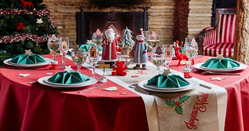 15 idées de tables de Noël traditionnelles à reproduire chez vous