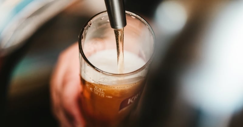 Consommer une bière par jour ferait vieillir le cerveau d'environ 2 ans, selon une étude récente