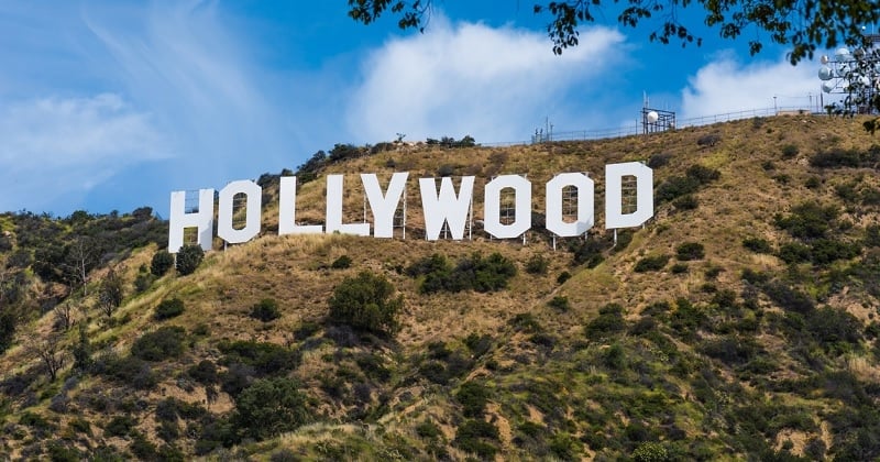 Les scénaristes de Hollywood se mettent en grève, les late shows sont interrompus et les séries repoussées