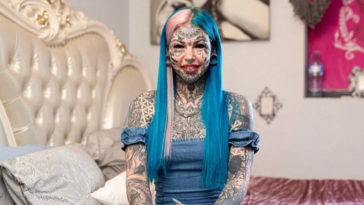 La femme la plus tatouée d'Australie dévoile le montant vertigineux de ses tatouages 