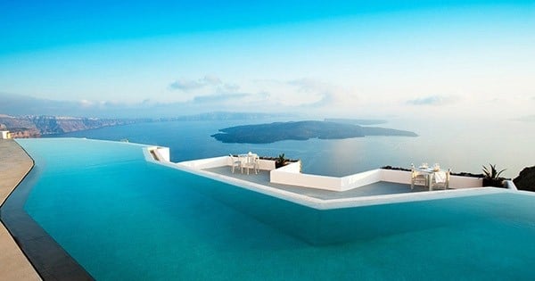 Ces 35 piscines d'hôtel à dévorer des yeux vont vous donner des envies de vacances et l'eau à la bouche...