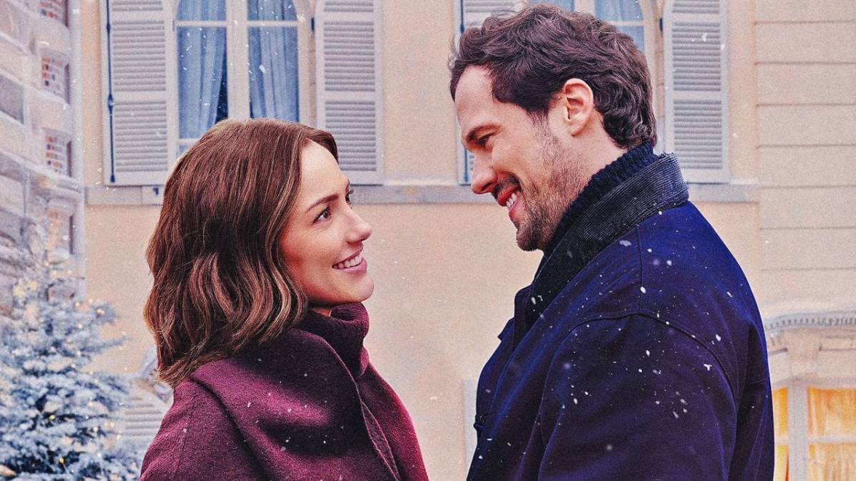 « Je l'ai adorée » : cette comédie romantique de Noël devient numéro 1 sur Netflix dans le monde entier !