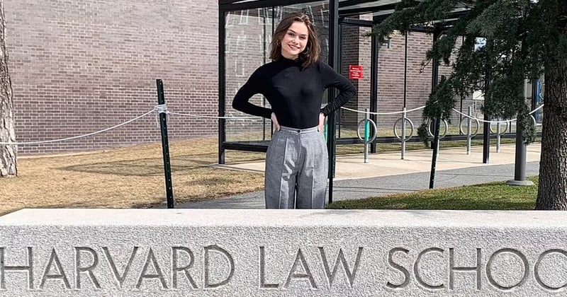 Née en prison, elle décroche son entrée à Harvard et fait la fierté de ses proches 