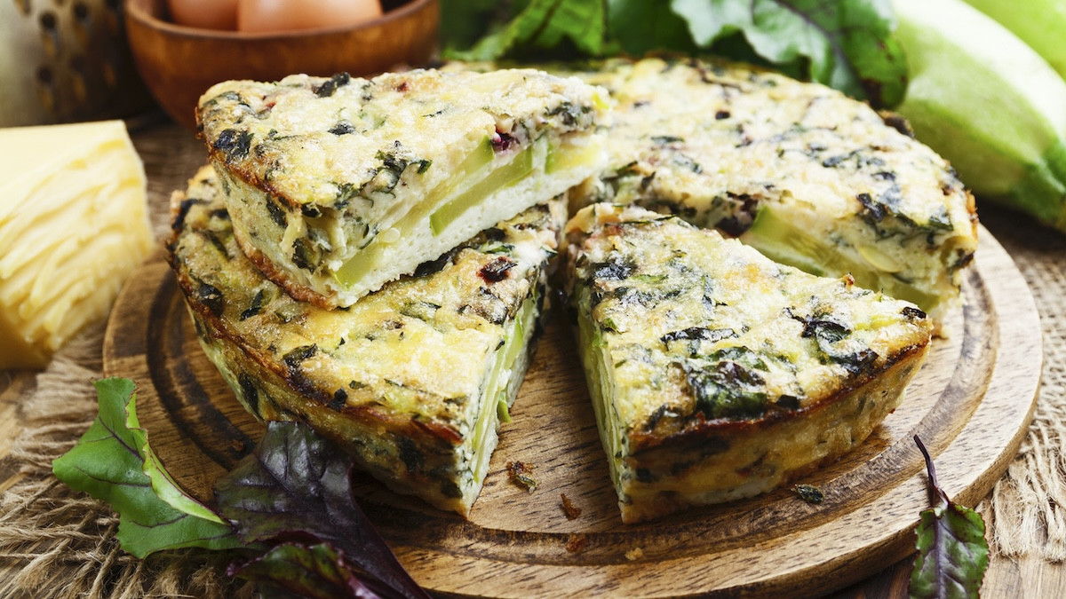 10 min de préparation seulement pour un dîner parfait et léger, cette recette de quiche est irrésistible