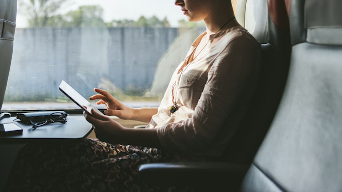 «J'avais besoin du siège» : une femme lui demande de quitter son siège... et devient toute rouge quand elle lui montre pourquoi c'est impossible