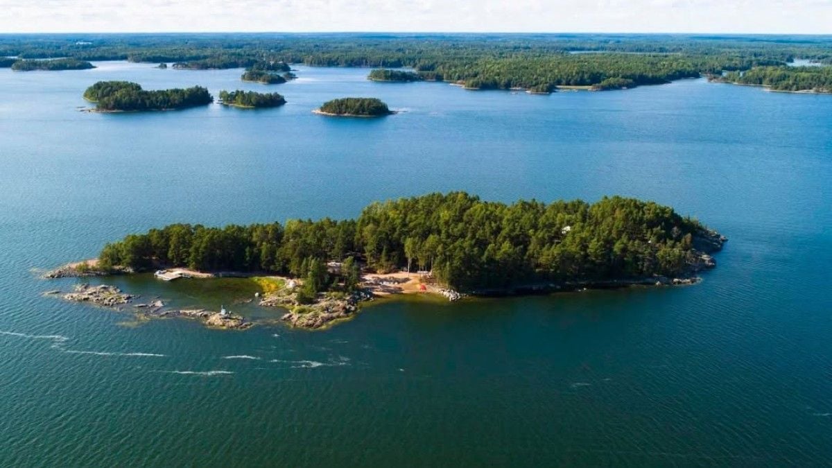 Sur cette île en Finlande, les hommes sont interdits