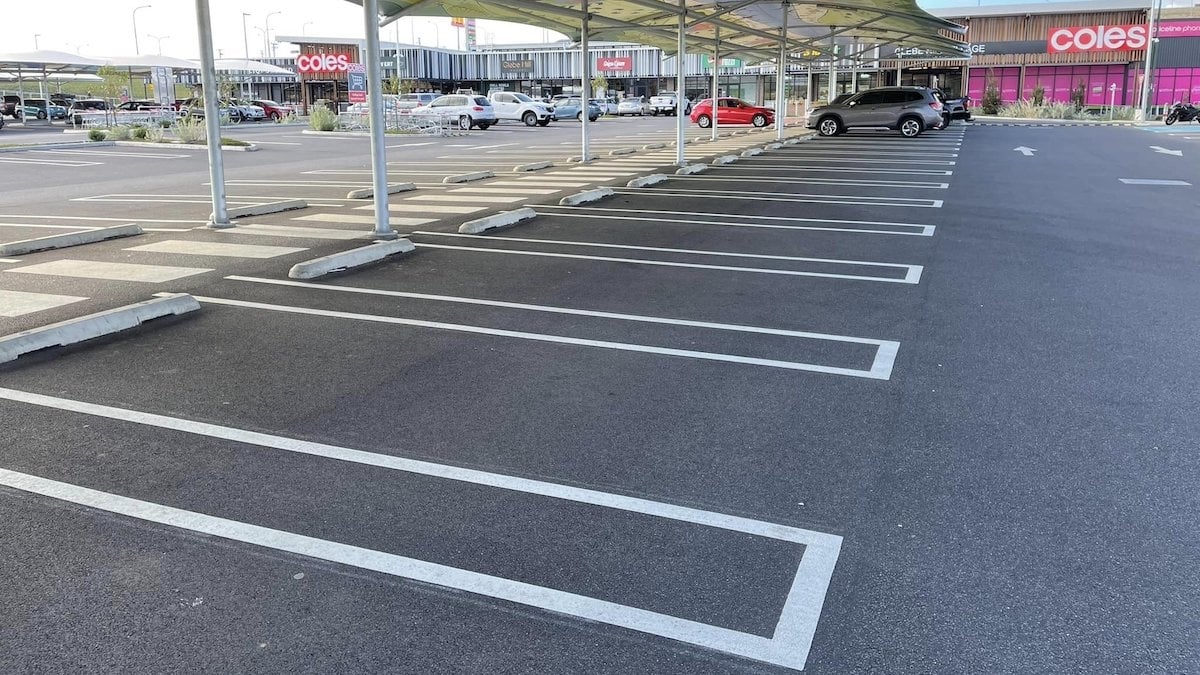 “Elles devraient être partout” : ces nouvelles places de parking ingénieuses font l'unanimité chez les automobilistes