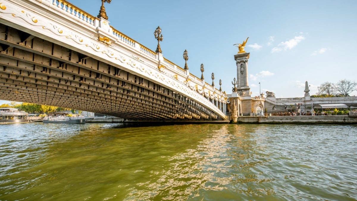 JO Paris 2024 : les eaux de la Seine dans un état “alarmant” selon une ONG