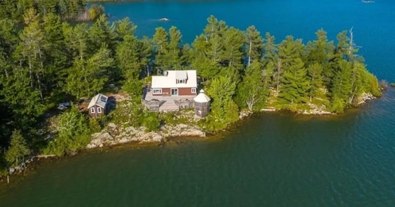 Cette superbe île privée au Canada comprenant une maison de rêve est à vendre pour... 392 000 euros