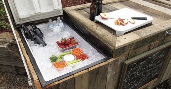 Découvrez comment transformer votre vieux frigo en glacière : génial !