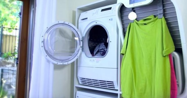 Ras le bol des corvées de pliage et repassage du linge propre ? Cette machine va tout faire à votre place maintenant