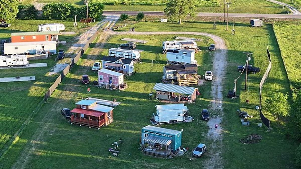 Ce village est interdit aux hommes et fait le bonheur des femmes qui y habitent