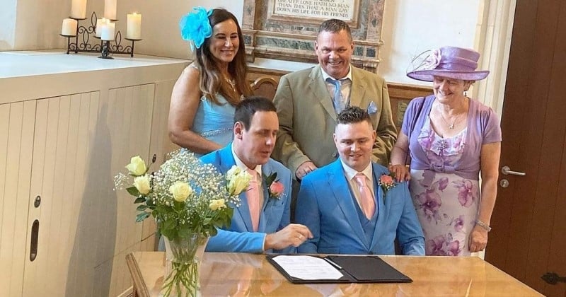 Après 31 refus pour s'unir à l'église, ce couple homosexuel a finalement réussi à se marier