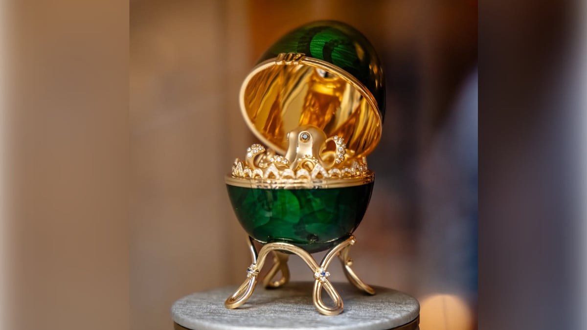 Un voleur avale un pendentif à 16 500 euros dans une bijouterie