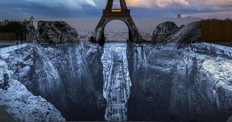 Ce gigantesque trompe-l'oeil signé JR donne le vertige à la Tour Eiffel