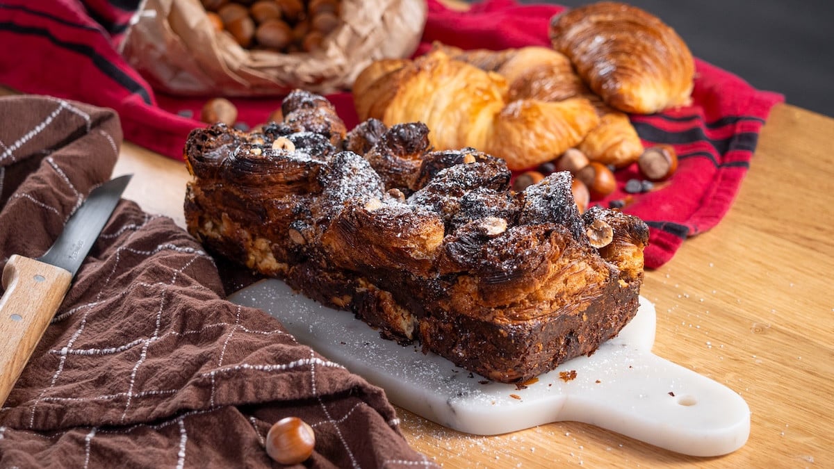 Cake de croissants perdus au praliné