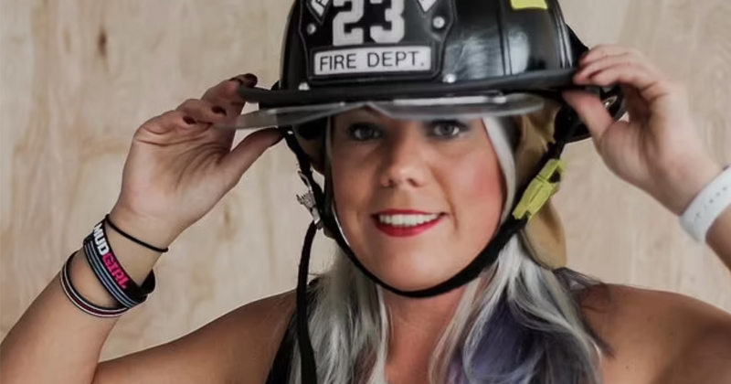 Texas : elle perd 72 kg et r&eacute;alise son r&ecirc;ve d'enfance en devenant pompier gr&acirc;ce &agrave; sa perte de poids impressionnante 